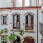 El Capricho De 1849 & Parking